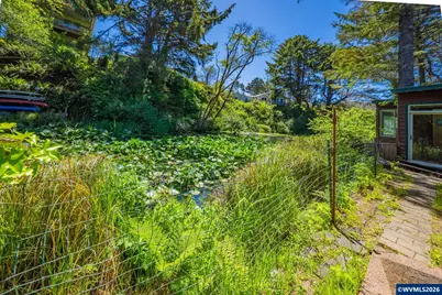 1232 SE 2nd Ct, Lincoln City, OR 97367 - Photo 7