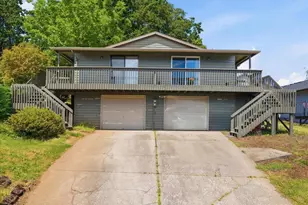 1575 &amp 1579 Fircrest Ct SE, Salem, OR 97306 - Photo 1