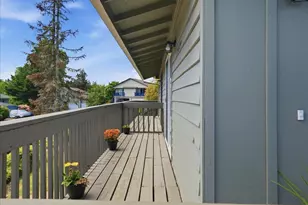 1575 &amp 1579 Fircrest Ct SE, Salem, OR 97306 - Photo 5