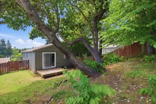 1575 &amp 1579 Fircrest Ct SE, Salem, OR 97306 - Photo 27