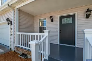 570 22nd Ave SW, Albany, OR 97322 - Photo 3