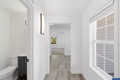 570 22nd Av SW, Albany, OR 97322 - Photo 5