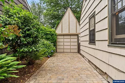 444 NW 35th St, Corvallis, OR 97330 - Photo 3