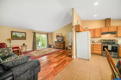 371 Hobson St, Stayton, OR 97383 - Photo 7