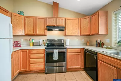 371 Hobson St, Stayton, OR 97383 - Photo 11