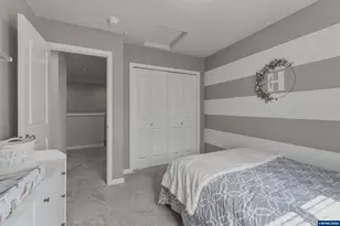 4989 Skylab Ave NE, Salem, OR 97305 - Photo 17