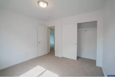 36 E Jadon Dr, Lebanon, OR 97355 - Photo 25