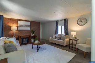 502 N 8th #17 St, Philomath, OR 97370 - Photo 3
