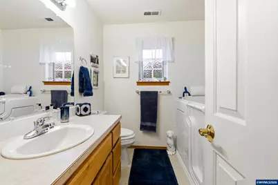 347 NE Fircrest Pl, McMinnville, OR 97128 - Photo 21