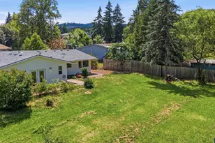 176 NE Azalea Dr, Corvallis, OR 97330 - Photo 35