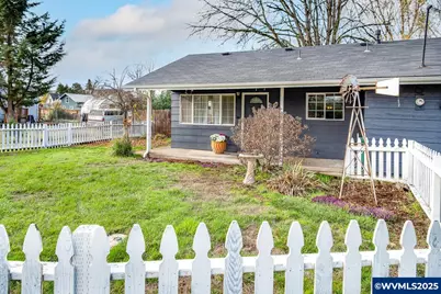 375 N 6th St, Harrisburg, OR 97446 - Photo 5