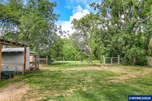 375 N 6th St, Harrisburg, OR 97446 - Photo 47