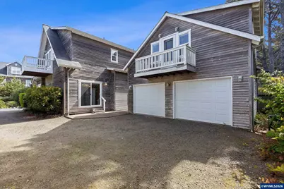 350 Bella Beach Dr, Depoe Bay, OR 97341 - Photo 27