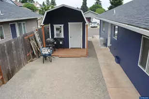 928 Trust Ln SE, Salem, OR 97306 - Photo 5