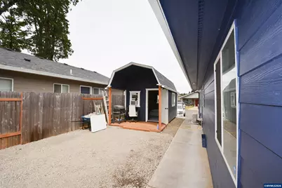 928 Trust Ln SE, Salem, OR 97306 - Photo 3