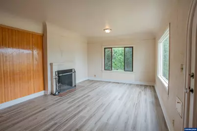 399 S Main St, Lebanon, OR 97355 - Photo 5
