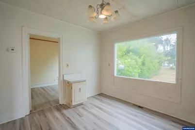 399 S Main St, Lebanon, OR 97355 - Photo 11