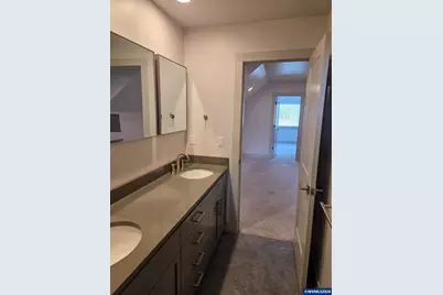 3352 Zane Ln, Eugene, OR 97404 - Photo 17