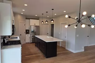 3346 Zane Ln, Eugene, OR 97404 - Photo 5
