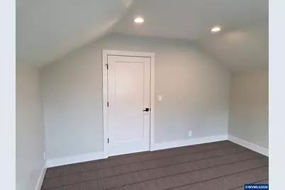 3346 Zane Ln, Eugene, OR 97404 - Photo 9