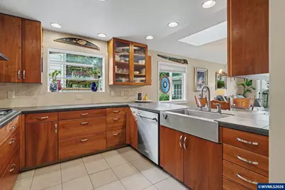 587 Snow White Wy SE, Salem, OR 97302 - Photo 13