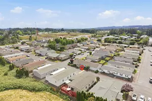 1000 S McKern Ct, Newberg, OR 97132 - Photo 37