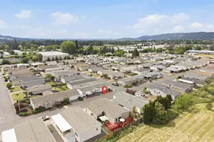 1000 S McKern Ct, Newberg, OR 97132 - Photo 35