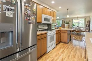 2250 NW Highland Dr, Corvallis, OR 97330 - Photo 9