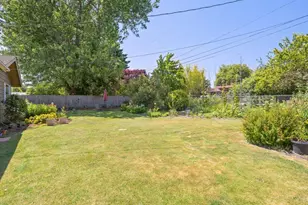 2250 NW Highland Dr, Corvallis, OR 97330 - Photo 23