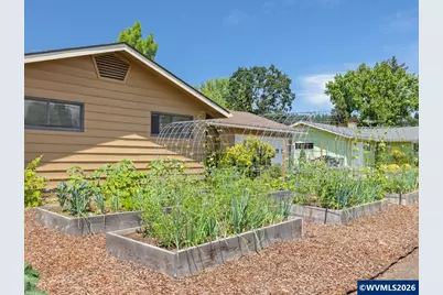 2250 NW Highland Dr, Corvallis, OR 97330 - Photo 25