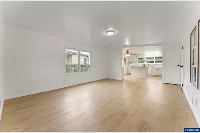 570 N 10th Av #6, Cornelius, OR 97113 - Photo 9