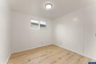 570 N 10th Av, Cornelius, OR 97113 - Photo 11