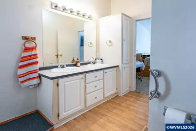 47507 School St, Oakridge, OR 97463 - Photo 19