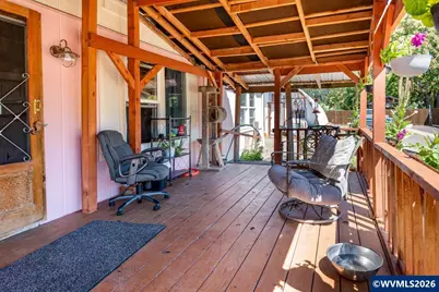 47507 School St, Oakridge, OR 97463 - Photo 11