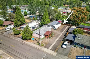 47507 School St, Oakridge, OR 97463 - Photo 5