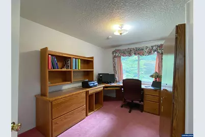 15925 Oakridge Ln NE, Silverton, OR 97381 - Photo 29