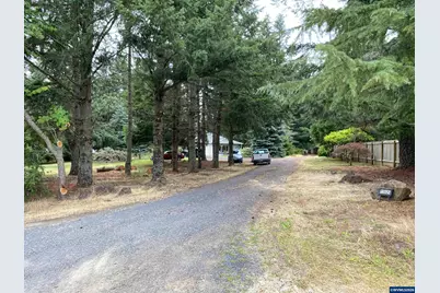 15925 Oakridge Ln NE, Silverton, OR 97381 - Photo 9