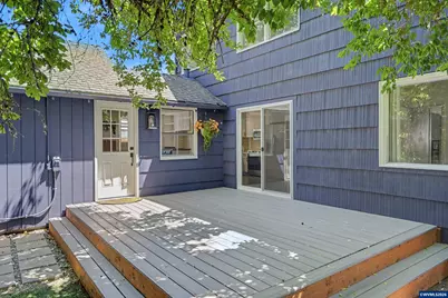 988 SE Miller Av, Dallas, OR 97338 - Photo 29
