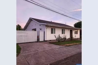 730 Burton St, Harrisburg, OR 97446 - Photo 5