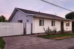 730 Burton St, Harrisburg, OR 97446 - Photo 5