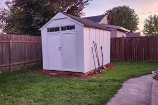730 Burton St, Harrisburg, OR 97446 - Photo 35