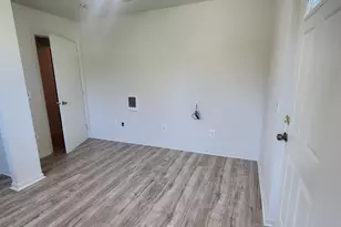730 Burton St, Harrisburg, OR 97446 - Photo 17