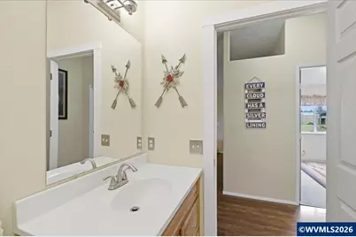 39096 Shelburn Dr, Scio, OR 97374 - Photo 17