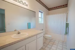489 Zion Dr S, Monmouth, OR 97361 - Photo 23