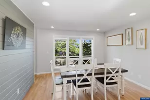 2925 Doaks Ferry Rd NW, Salem, OR 97304 - Photo 9