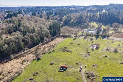 2531 Ballyntyne Rd S, Salem, OR 97302 - Photo 17