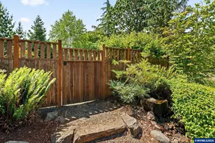 1723 Lincoln St NW, Albany, OR 97321 - Photo 35