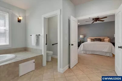 2052 Chapman Hill Dr NW, Salem, OR 97304 - Photo 37