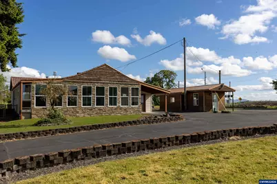 1590 W 2nd St, Halsey, OR 97348 - Photo 3