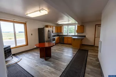 1590 W 2nd St, Halsey, OR 97348 - Photo 11